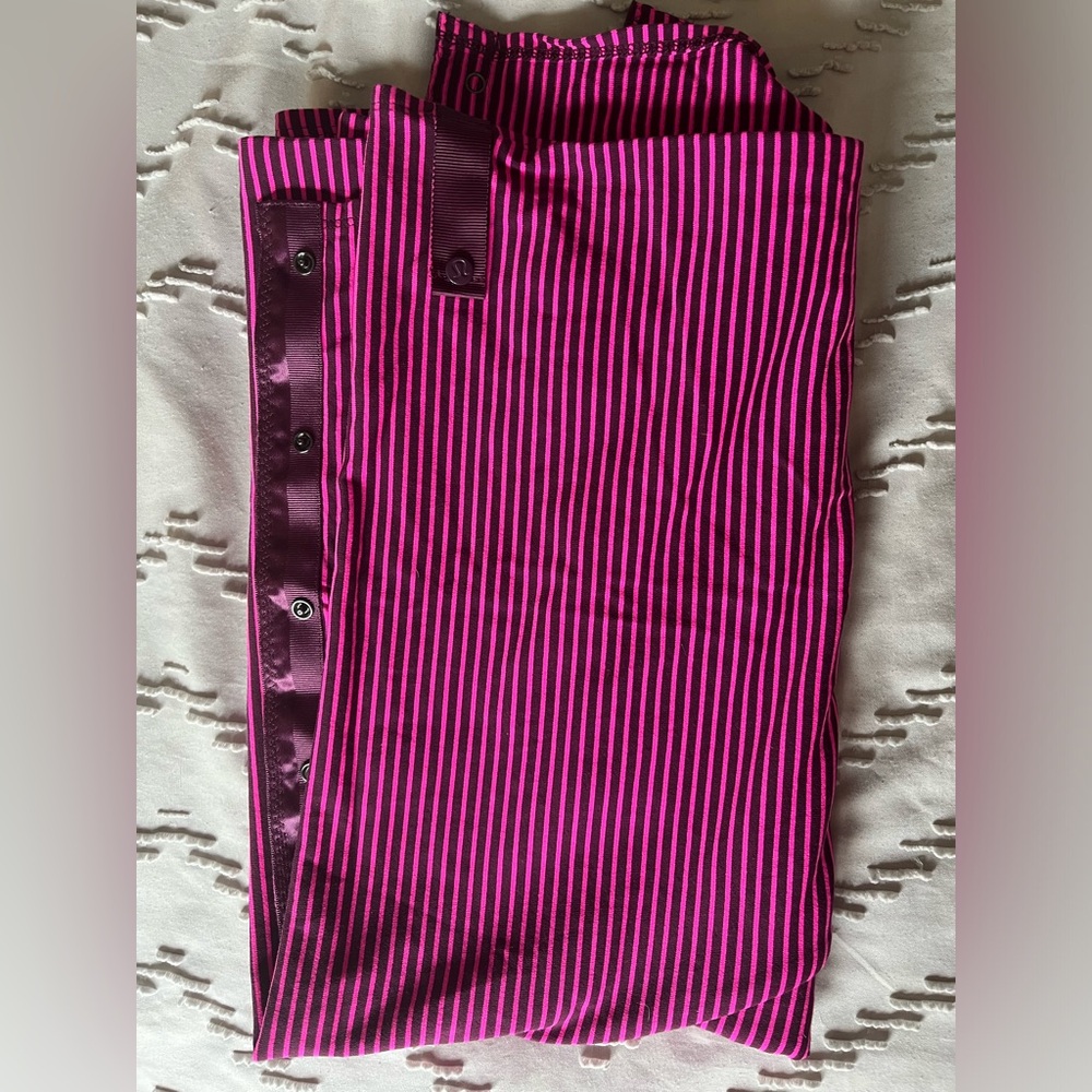 Pink Lululemon snap scarf
